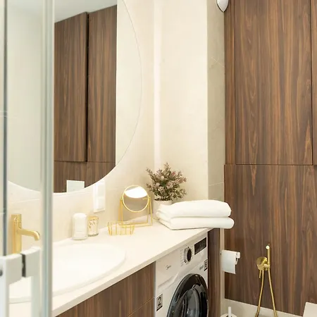 Luxus Pastelowy 1 Z Silownia Гданьск